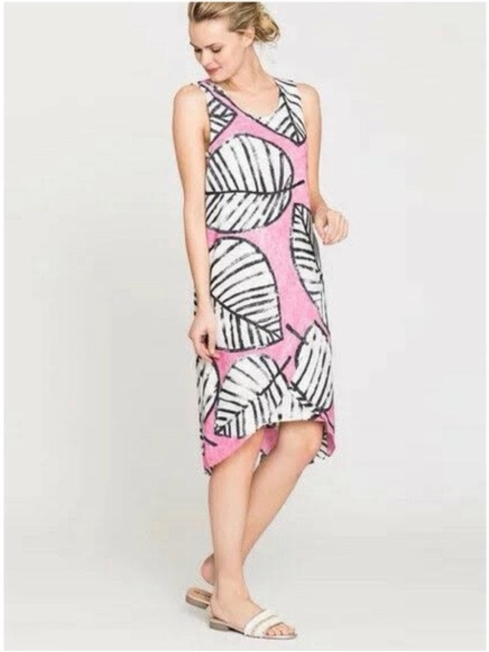 Sleeveless Pink Leaf-Print Mini Shift Dress